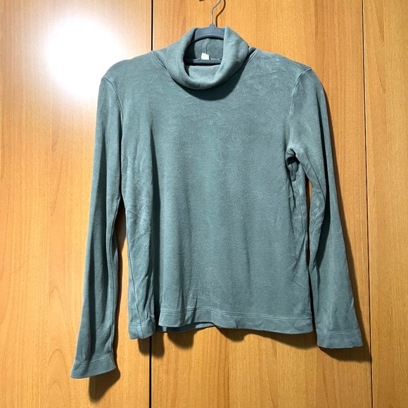 Fleece Turtleneck Sweater - Picture 2 of 4